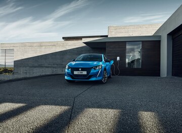 Peugeot e-208